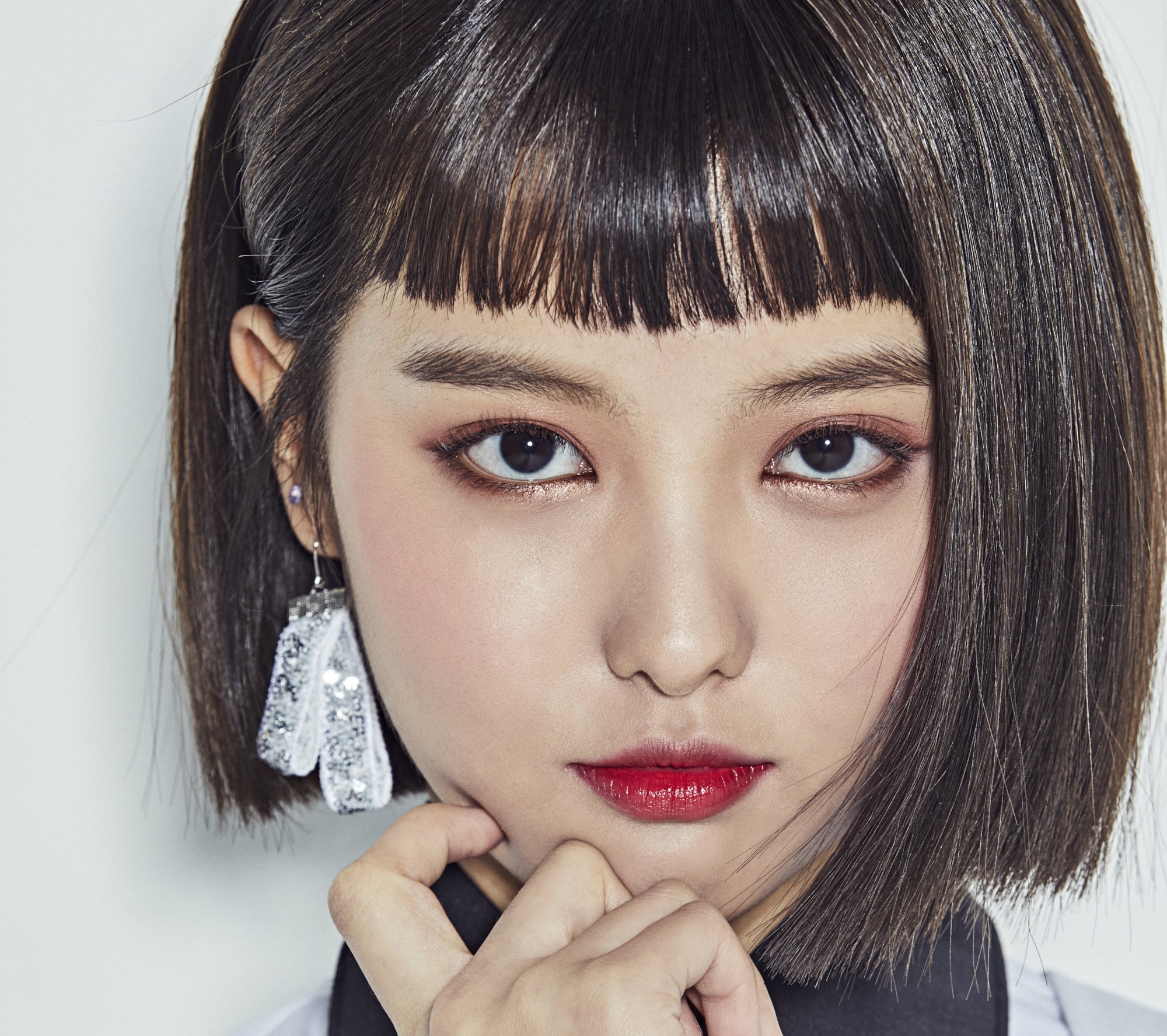 AhIn (MOMOLAND) Profile - K-Pop Database / dbkpop.com