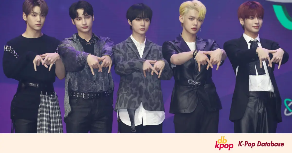 5 Boy Group Members Wore The Same $2,000+ Shirt But Served Slightly  Different Vibes - KpopHit - KPOP HIT