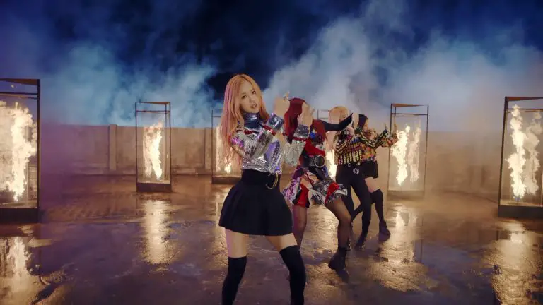BLACKPINK – PLAYING WITH FIRE