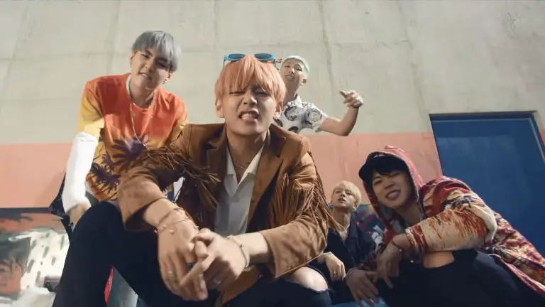 BTS – Fire