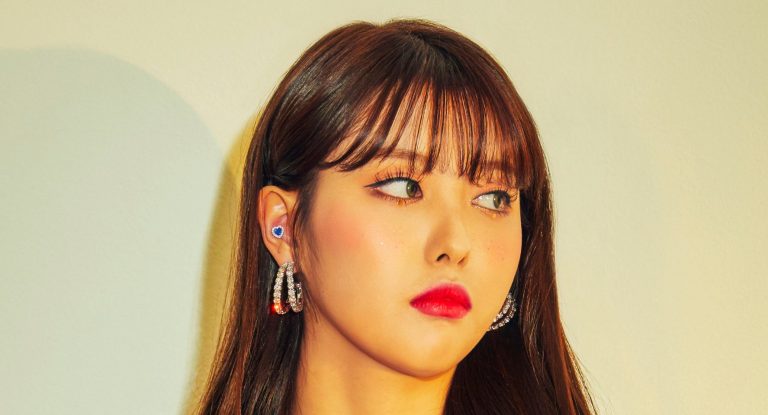 AhIn (MOMOLAND) Profile - K-Pop Database / dbkpop.com