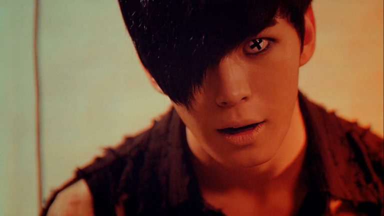 VIXX – Voodoo Doll