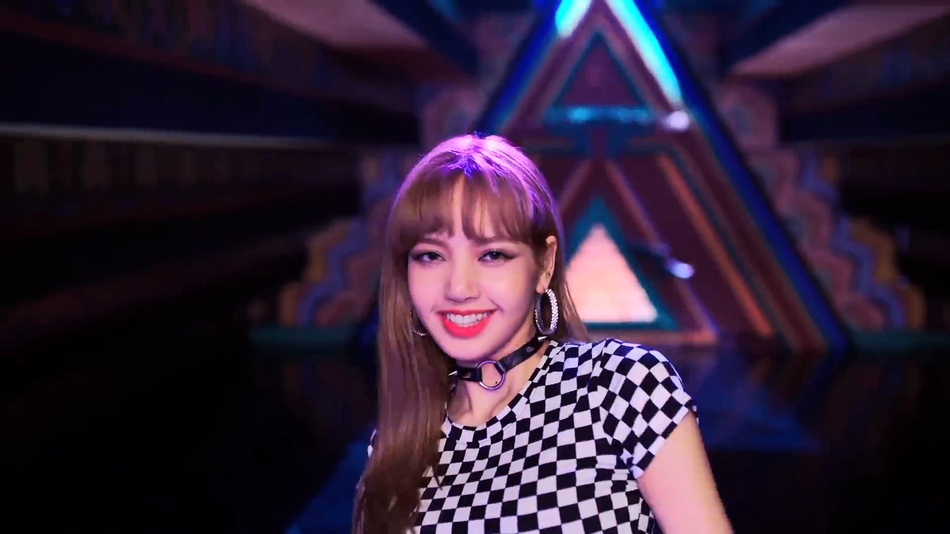 BLACKPINK - Ddu-Du Ddu-Du who's who - K-Pop Database / dbkpop.com