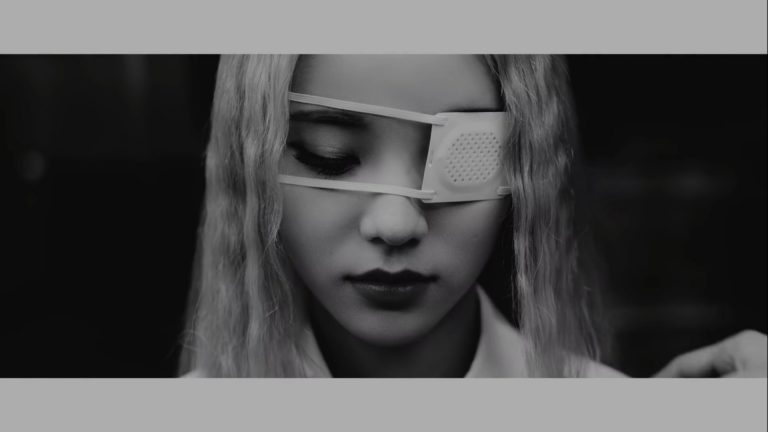 LOONA Odd Eye Circle – Sweet Crazy Love