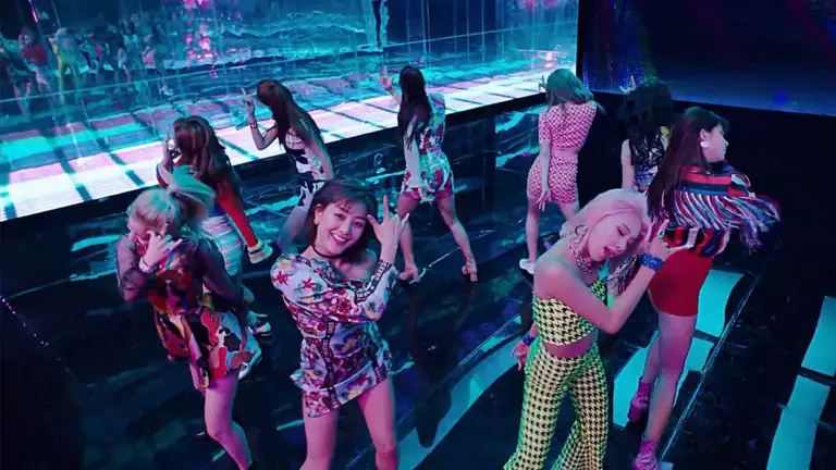 Twice – Fancy
