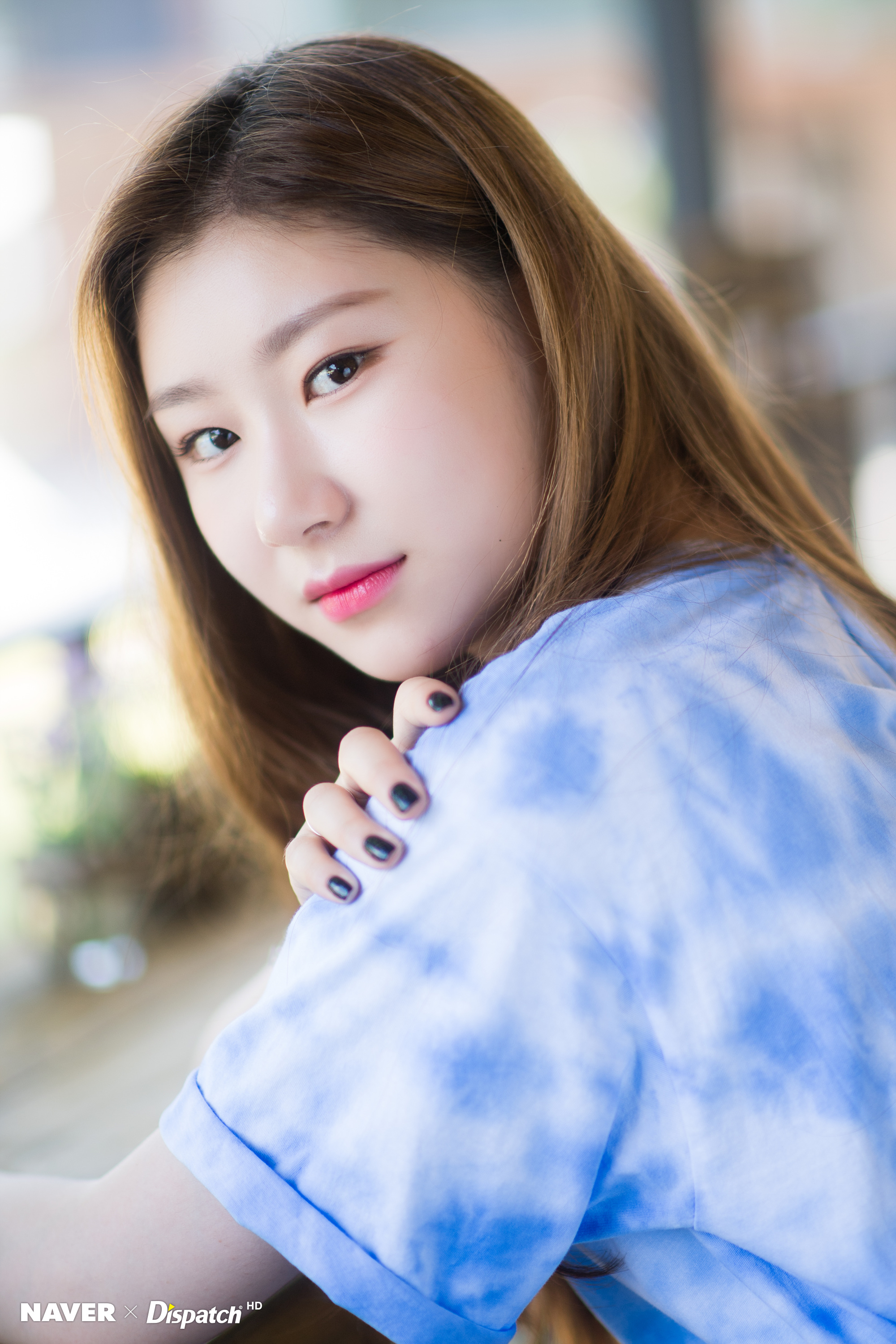 Черен итзи. Itzy Chaeryeong. Чэрён Itzy. Ли черён Itzy. Черён из Itzy 2021.