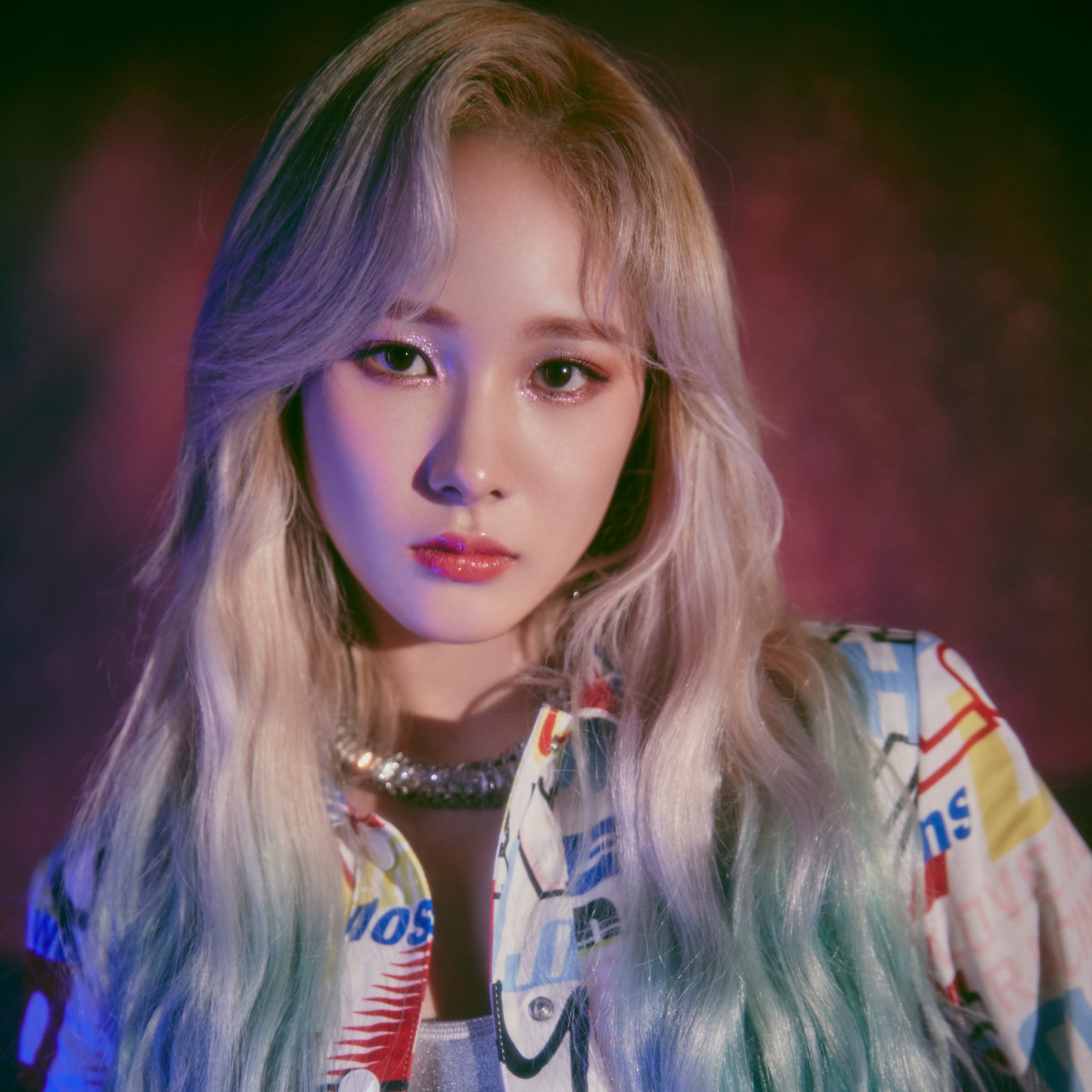 EVERGLOW Reminiscence Concept Photos (HD/HR) - K-Pop Database / dbkpop.com