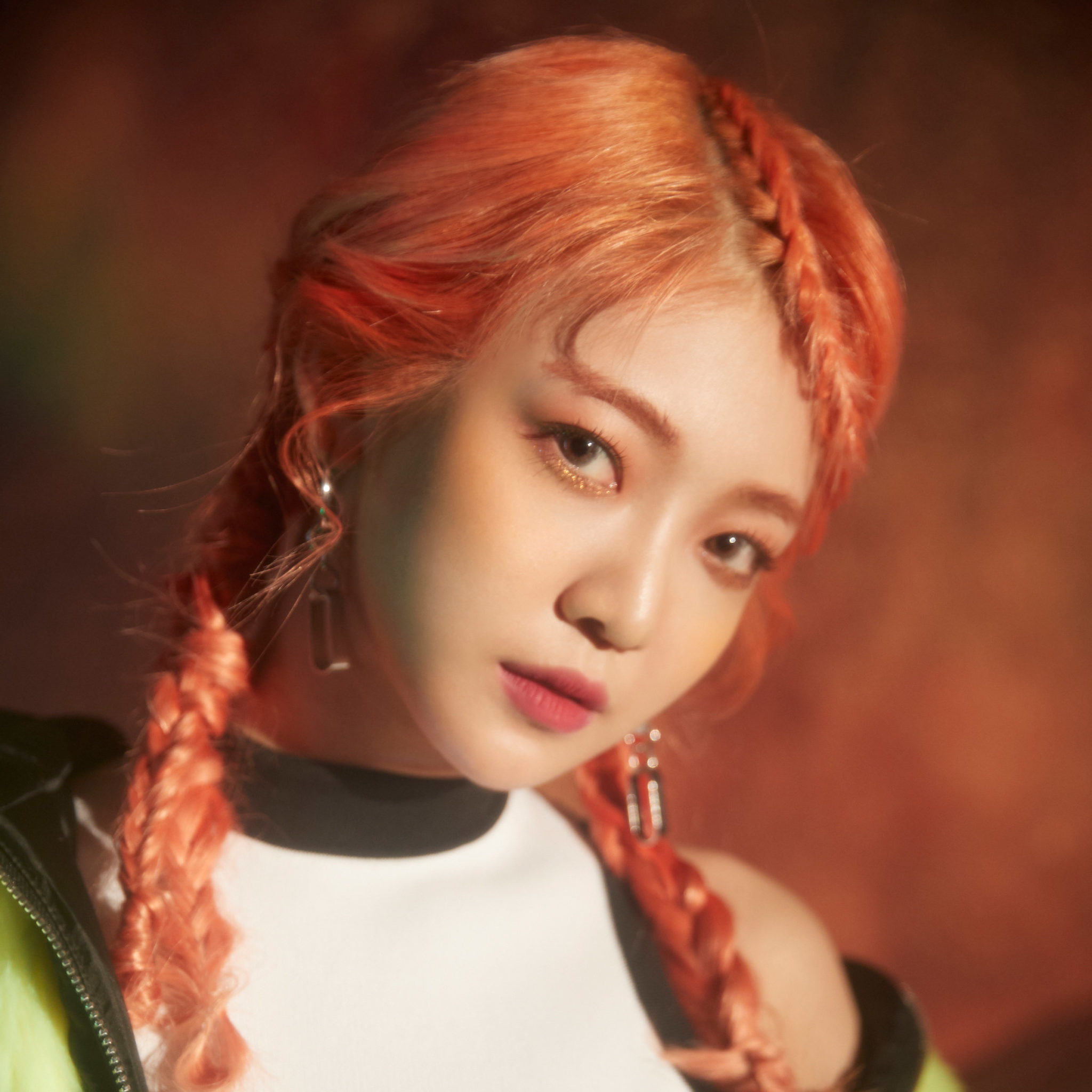 EVERGLOW Reminiscence Concept Photos (HD/HR) - K-Pop Database / dbkpop.com