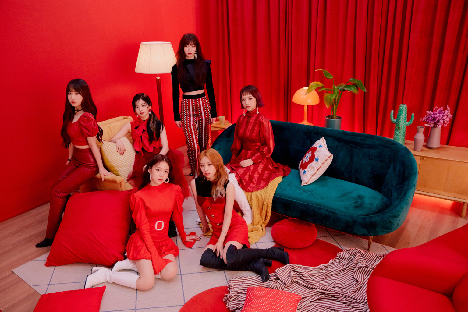 Rocket Punch Red Punch Concept Photos (HD/HR) - K-Pop Database / dbkpop.com