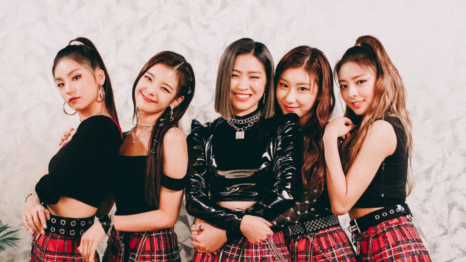 ITZY Members Age (Updated Current Age) and Debut Age KPop Database