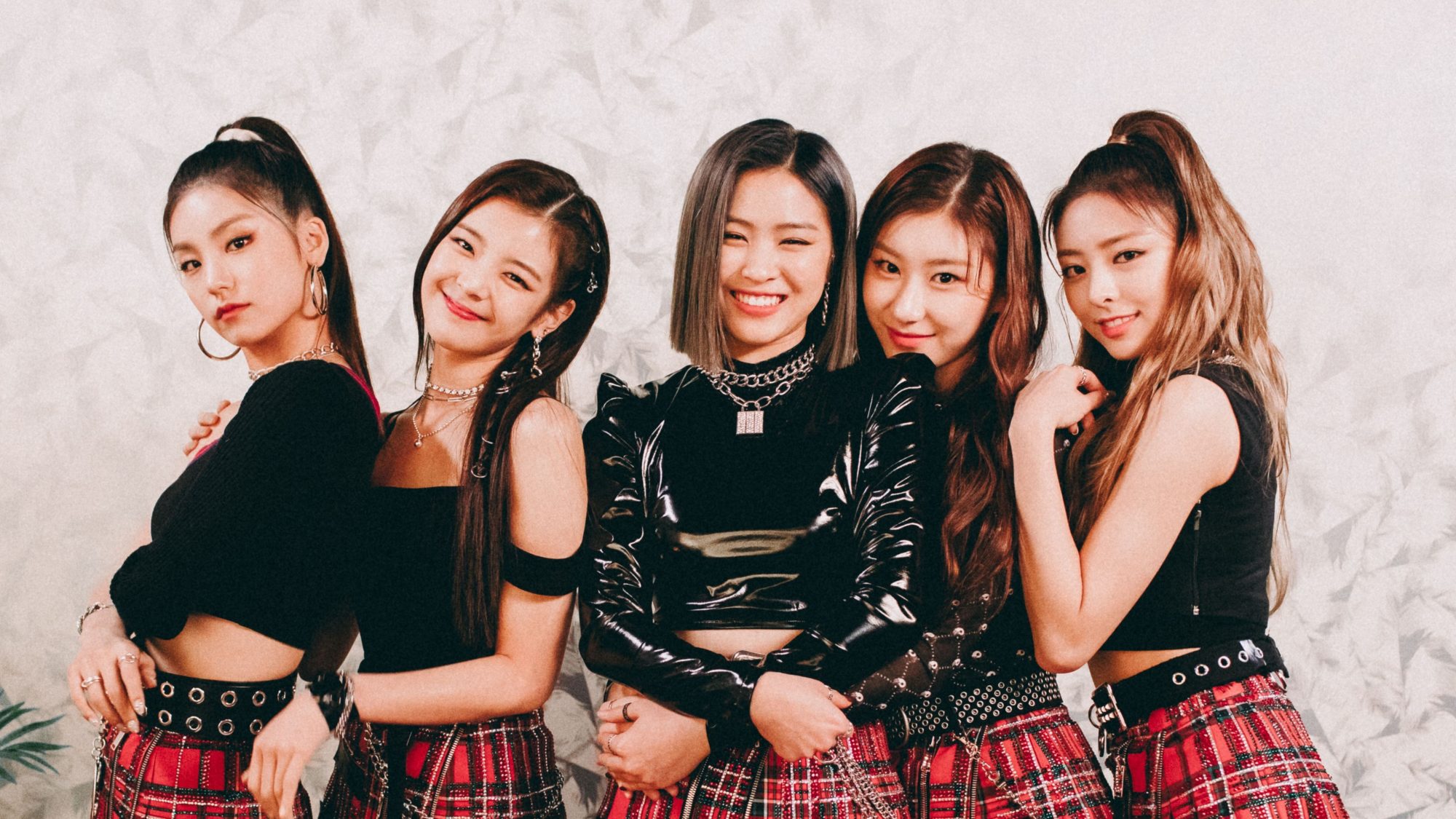 ITZY Members Age (Updated Current Age) and Debut Age - K-Pop Database ...