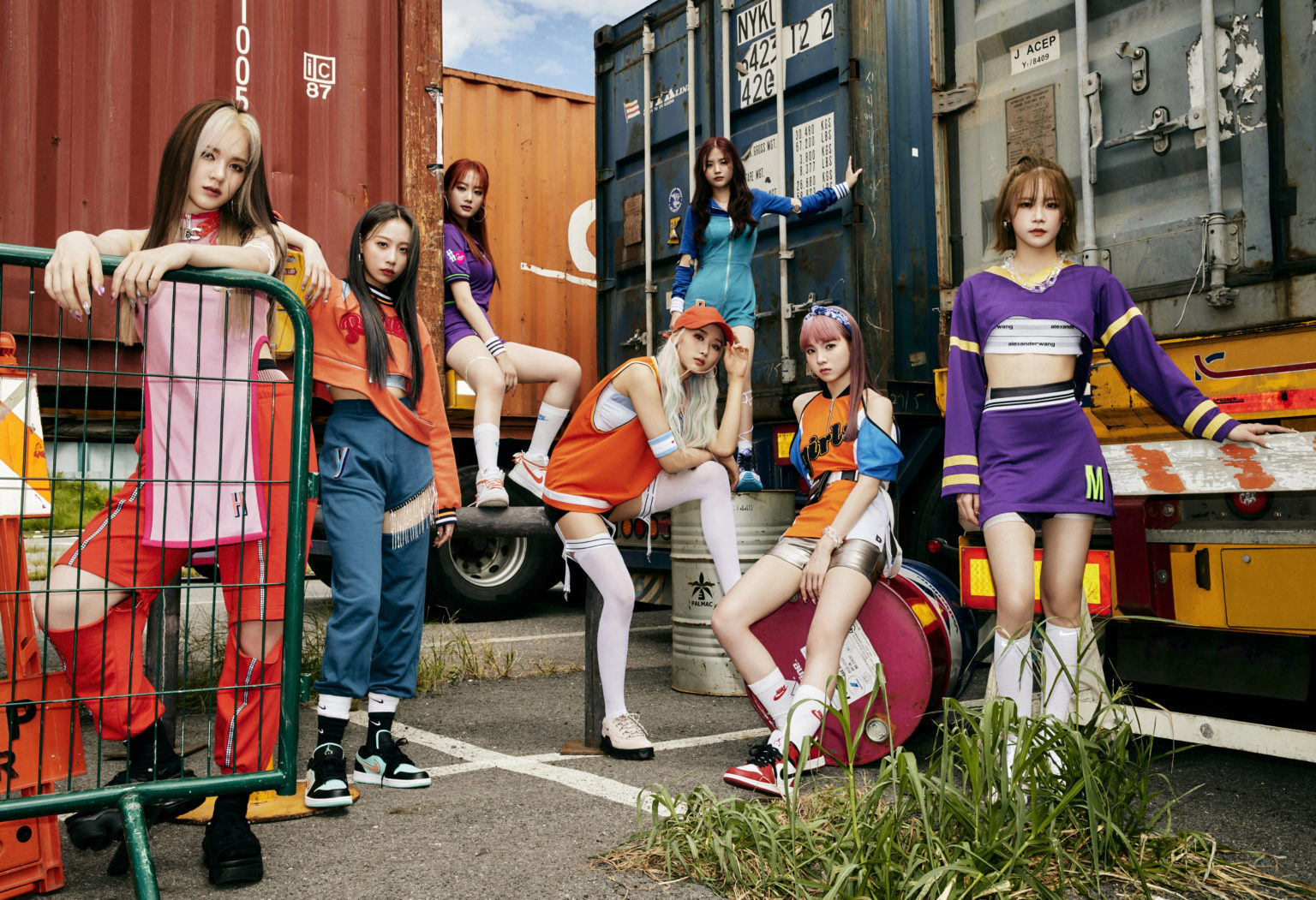 HOT ISSUE ICONS Concept Photos (HD/HQ) – K-Pop Database