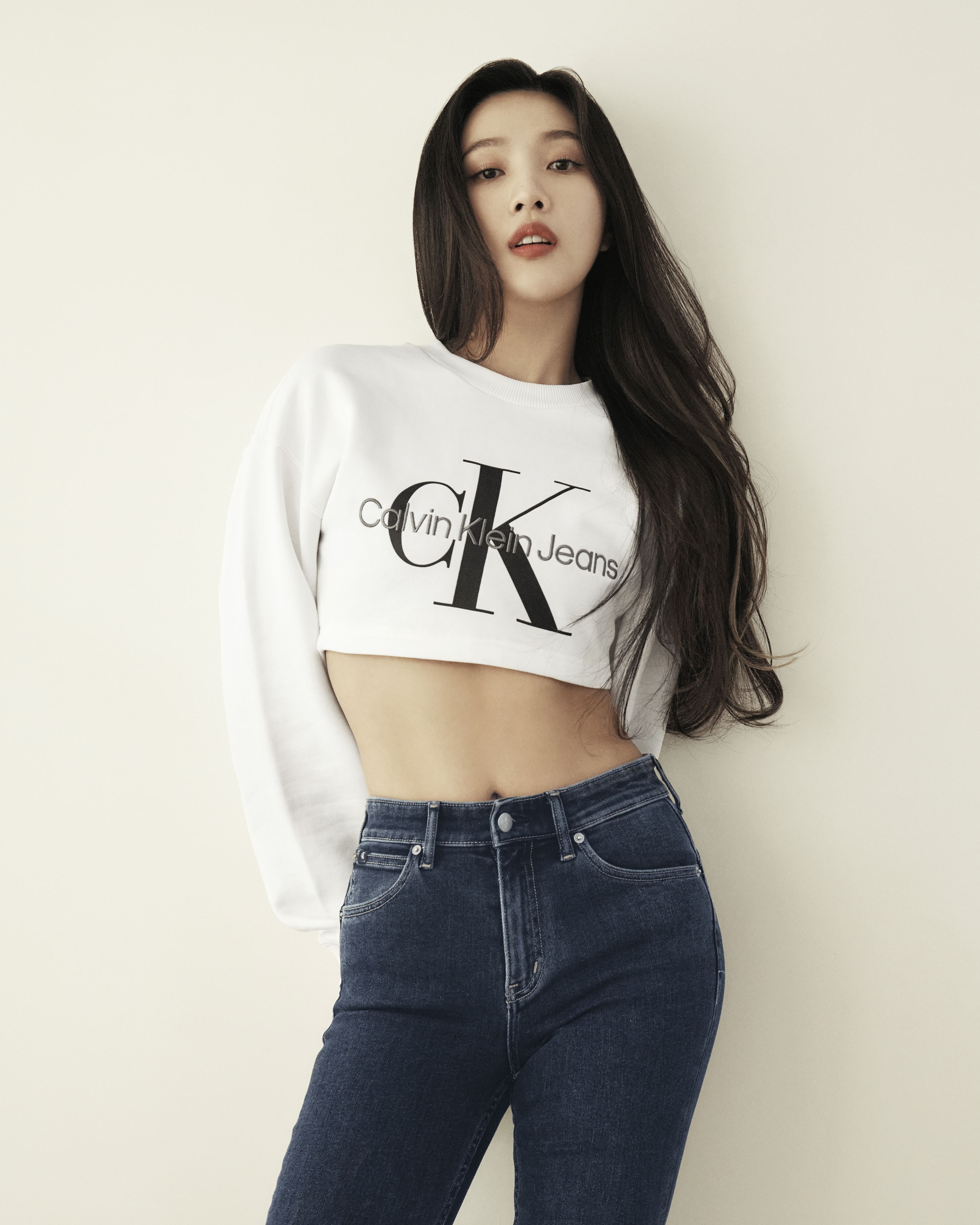 Red Velvet Joy X Calvin Klein Performance Valentines Day 2022 Pictorial (HD/HQ) KPop Database