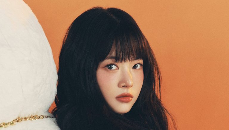Hong Eunchae (LE SSERAFIM)