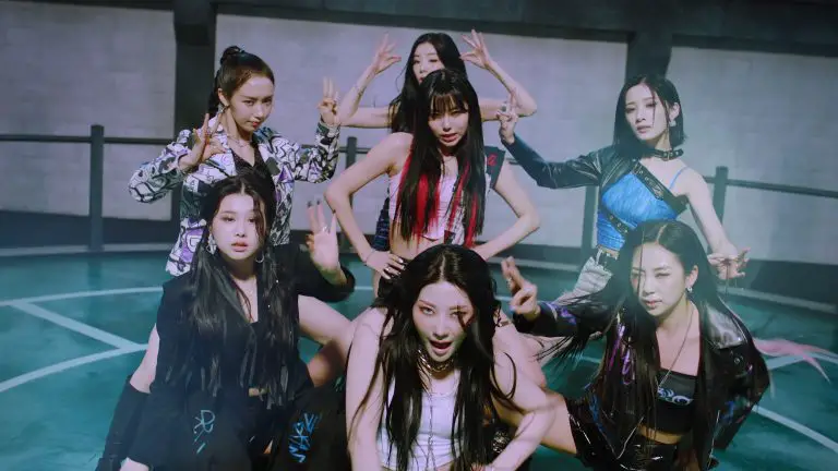 Purple Kiss – memeM