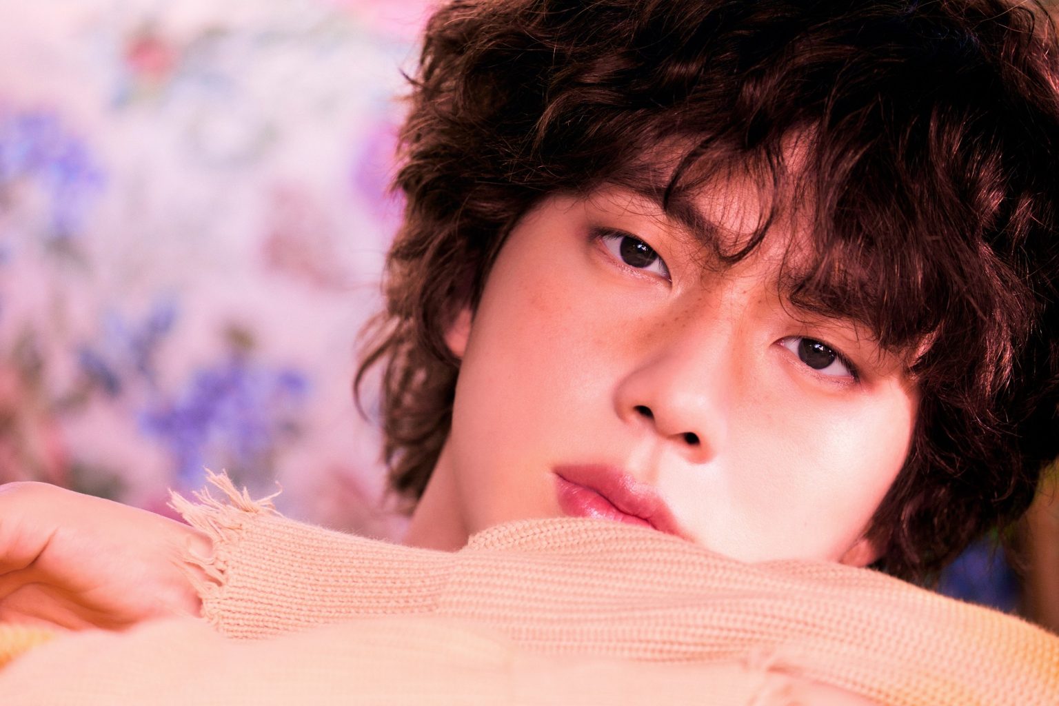 BTS Jin The Astronaut Teaser Photos 1,2,3 (HD/HQ) - K-Pop Database