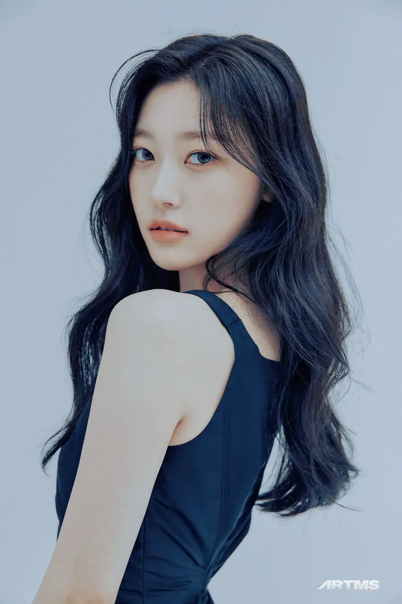 Choerry (Loona) Profile - K-Pop Database / dbkpop.com