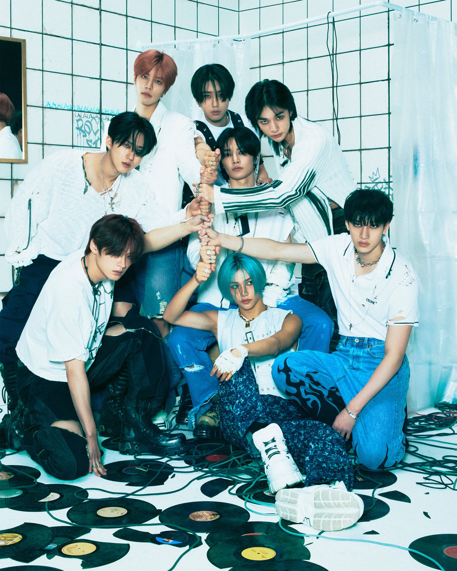 Stray Kids - Rock-Star (Édition Spéciale Rock Ver.) - Photobook + CD-R + Photocards + Poster + Cadeaux