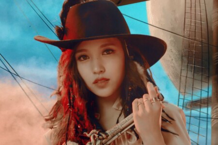 Twice TT Mina