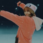 Twice Knock Knock Momo