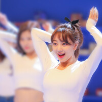 Jihyo Heart Shaker