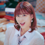 Twice Momo Brand New Girl