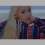 Jinsoul Girl Front