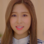 Dayoung Momomo