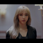 Moonbyul Decalcomanie