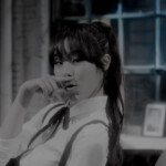 Wheein Piano Man