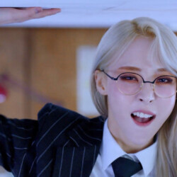 Mamamoo Moonbyul gogobebe