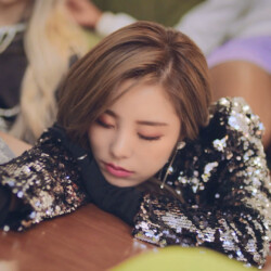 Mamamoo Wheein gogobebe