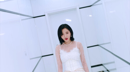 APRIL Jinsol LALALILALA
