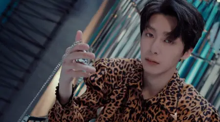 Hyungwon Monsta X Alligator Hyungwon Alligator