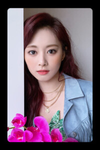 Twice More & More Tzuyu Photocard Twice More & More Tzuyu Photocard