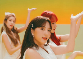 Eunseo WJSN Butterfly