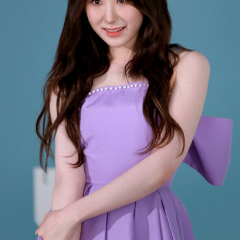 IZONE Chaeyeon HD