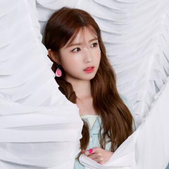 IZONE Hitomi HD