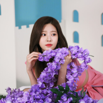 IZONE Minju HD