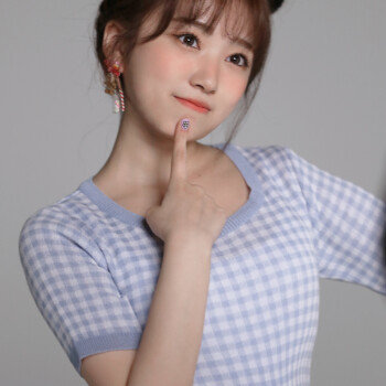 IZONE Nako HD