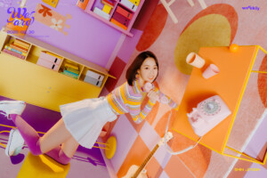 Shin Jiyoon Weeekly We Are Teaser Shin Jiyoon Weeekly We Are Teaser