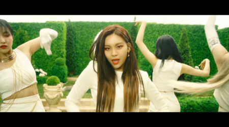 GFRIEND Apple Umji