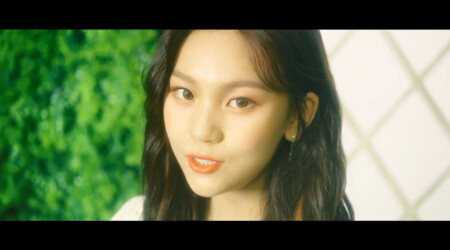 GFRIEND Apple Umji