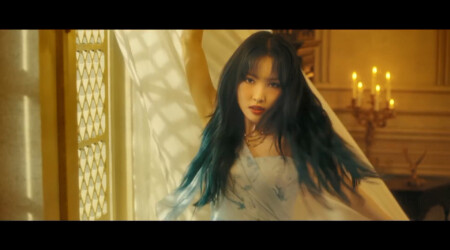 GFRIEND Apple Yuju