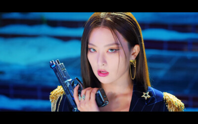 Seulgi Red Velvet Monster