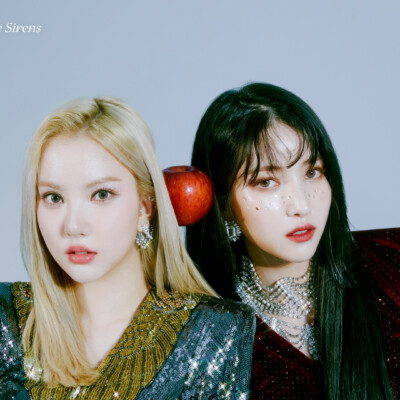 GFRIEND Eunha Sowon Song Of The Sirens Apple Teaser GFRIEND Eunha Sowon Song Of The Sirens Apple Teaser