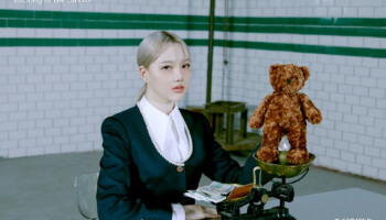 Yerin GFRIEND Song Of the Sirens teaser Tilted Yerin GFRIEND Song Of the Sirens teaser