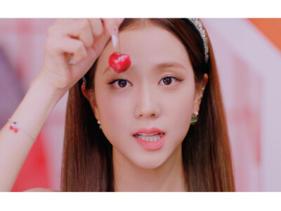 Blackpink Jisoo Ice Cream
