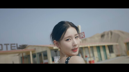 (G)I-DLE Miyeon Dumdi Dumdi