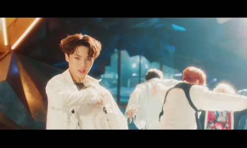 Treasure Doyoung Boy
